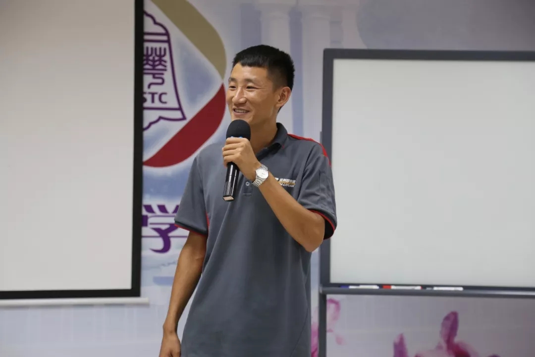 5d7f06ef832e8.jpg 5d7f06ef832e8.jpg